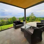 Tiziana Relax And Pool ,wine & Food *