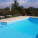Tiziana Relax And Pool ,wine & Food بيت للعطل *