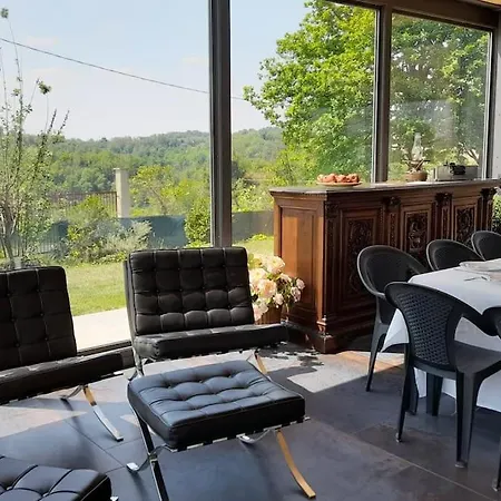 Tiziana Relax And Pool ,wine & Food Holiday home *