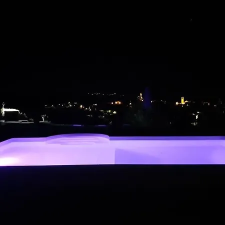 Tiziana Relax And Pool ,wine & Food Moriondo Torinese