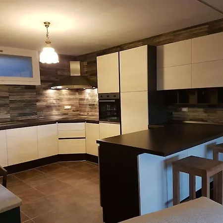 Tiziana Relax And Pool ,wine & Food Moriondo Torinese