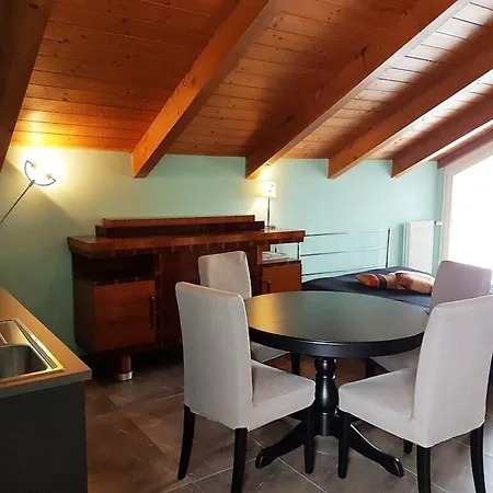 Tiziana Relax And Pool ,wine & Food * Moriondo Torinese