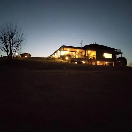 Tiziana Relax And Pool ,wine & Food *