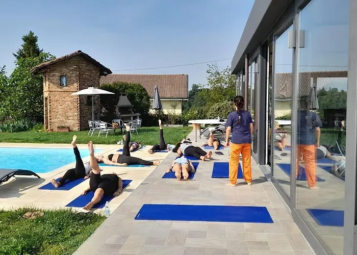 Tiziana Relax And Pool ,wine & Food Holiday home *