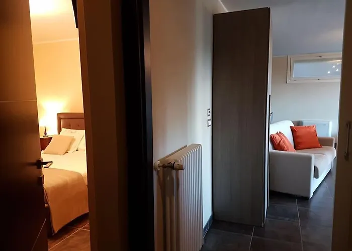 Tiziana Relax And Pool ,wine & Food Holiday home
