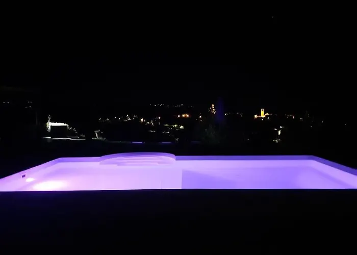 Tiziana Relax And Pool ,wine & Food Moriondo Torinese