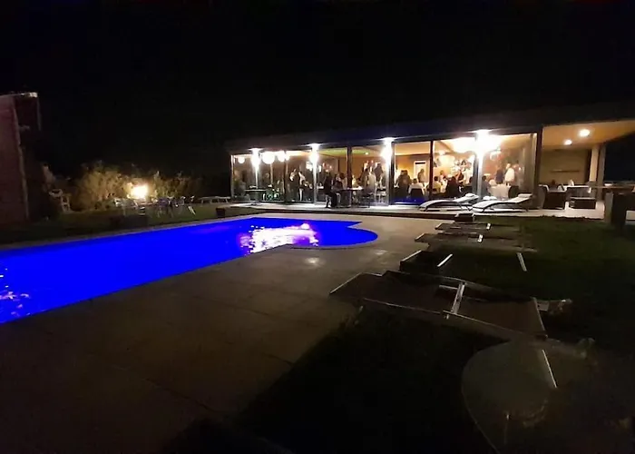 Tiziana Relax And Pool ,wine & Food