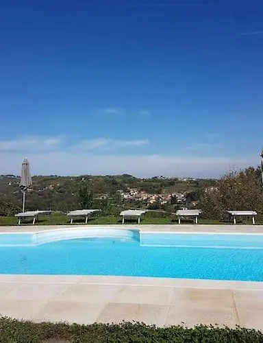Tiziana Relax And Pool ,wine & Food Moriondo Torinese
